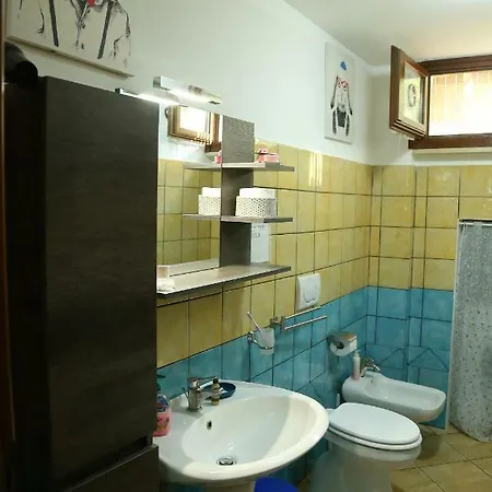 Konukevi Bucganvilla